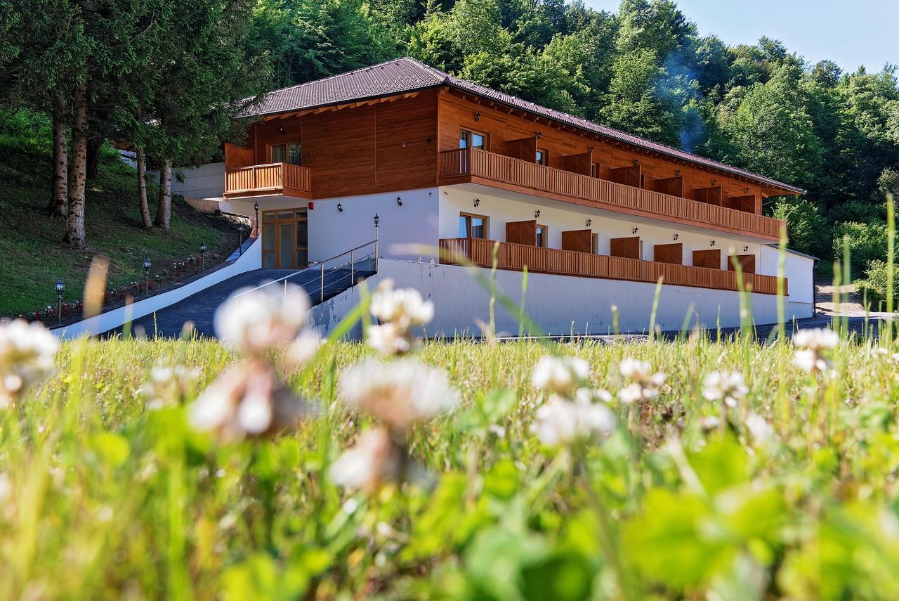 B&B Zlatna Nit Bosanska Krupa Exterior photo