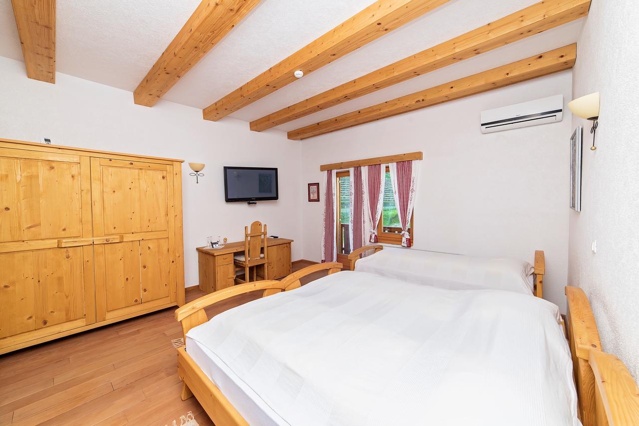 B&B Zlatna Nit Bosanska Krupa Exterior photo